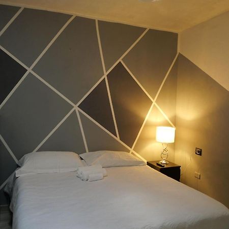 Easy Home - Piazza Del Popolo Ascoli Piceno Buitenkant foto